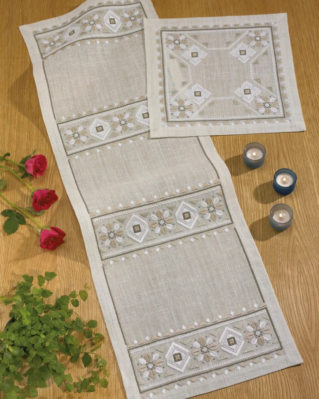 Broderikit Beige / Hvid 37 x 37 CM