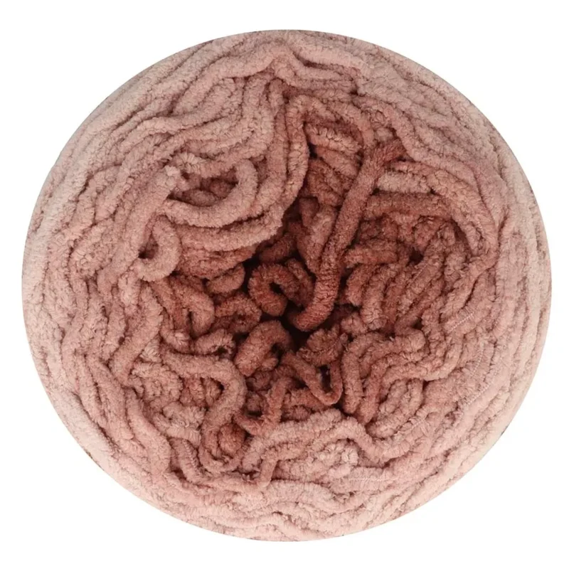 Scheepjes Big Darling Monochrome Cake 405 Red Panda