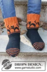 47-29 Spooky Sunset Socks by DROPS Design