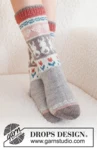 229-34 Dancing Bunny Socks by DROPS Design