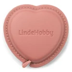 LindeHobby Udtrækkeligt Målebånd, PU-læder, Hjerte, 150 cm Mørkepink